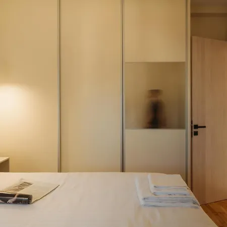 Skyline Apartment